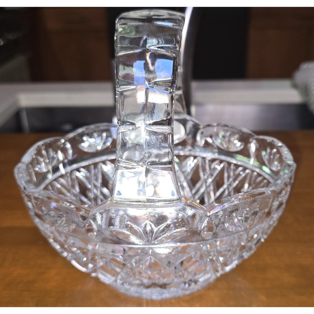 Vintage Bohemian 24% lead crystal oval basket intricate diamond cutting